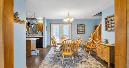 Large home, day trips Bar Harbor, Schoodic, Acadia National Park Eastport Canada