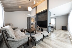 Lyxvilla | Vardagsrum | Platt-tv