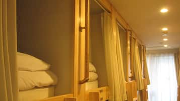 1 bedroom, blackout curtains, free WiFi, bed sheets