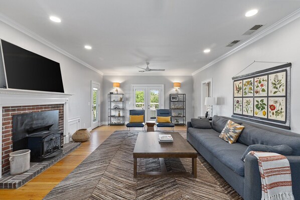 Smart TV, fireplace, books - Three Silos Farm - Chatt Hills (Palmetto)