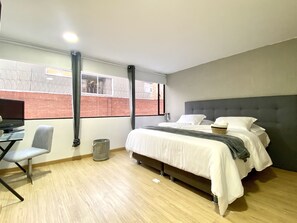 2 bedrooms, desk, iron/ironing board, travel cot - Apartamento,5 Parque de la 93 (Bogotá)