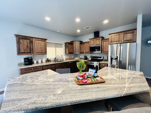 Modern Bright start New built 