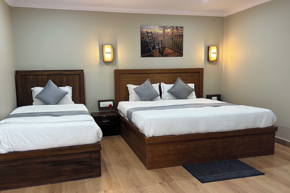 Family Suite | Premium bedding, memory foam beds, desk, laptop workspace