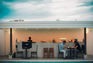 Poolside bar - Hotel Gulmohar (Bharatpur)