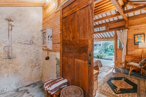 Deluxe-Villa | Badezimmer