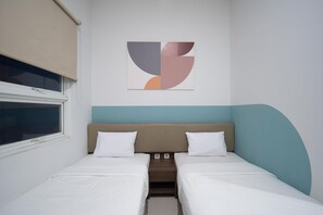 Premium Twin Room | Desk, free WiFi, bed sheets - Cove Senja (Jakarta)