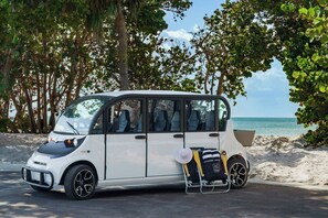 Beach - AC Hotel by Marriott Naples 5th Avenue (Naples)