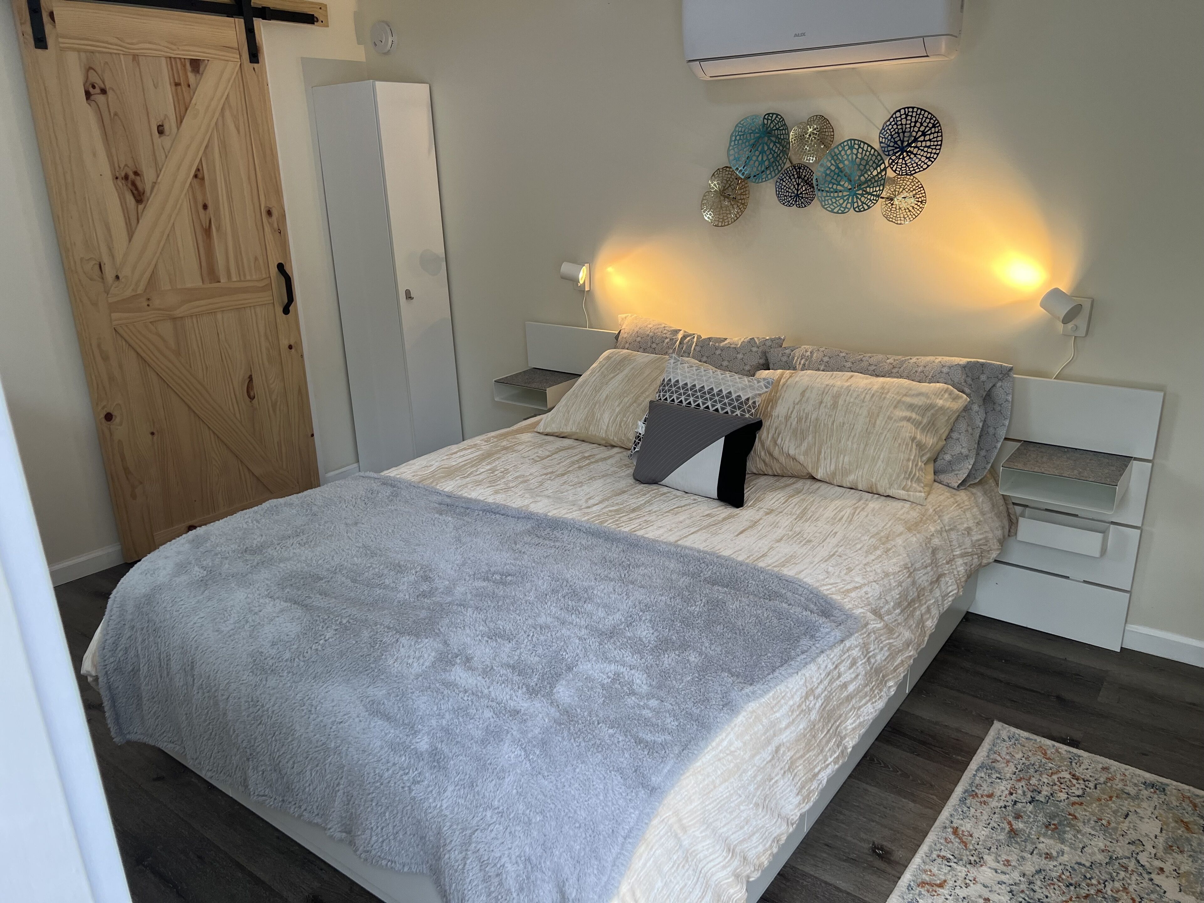 1 slaapkamer, een bureau, gratis wifi, beddengoed