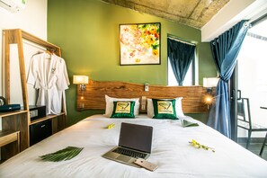 Premium bedding, down duvets, minibar, in-room safe - Hoi An Heart Lodge (Da Nang)