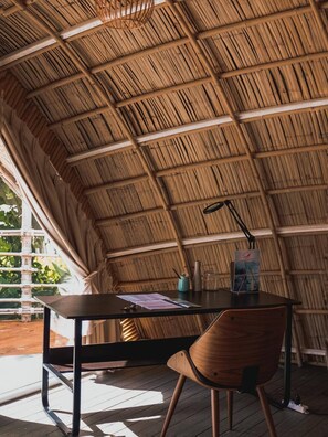 Signature-Bungalow | Allergikerbettwaren, Minibar, Zimmersafe, individuell dekoriert