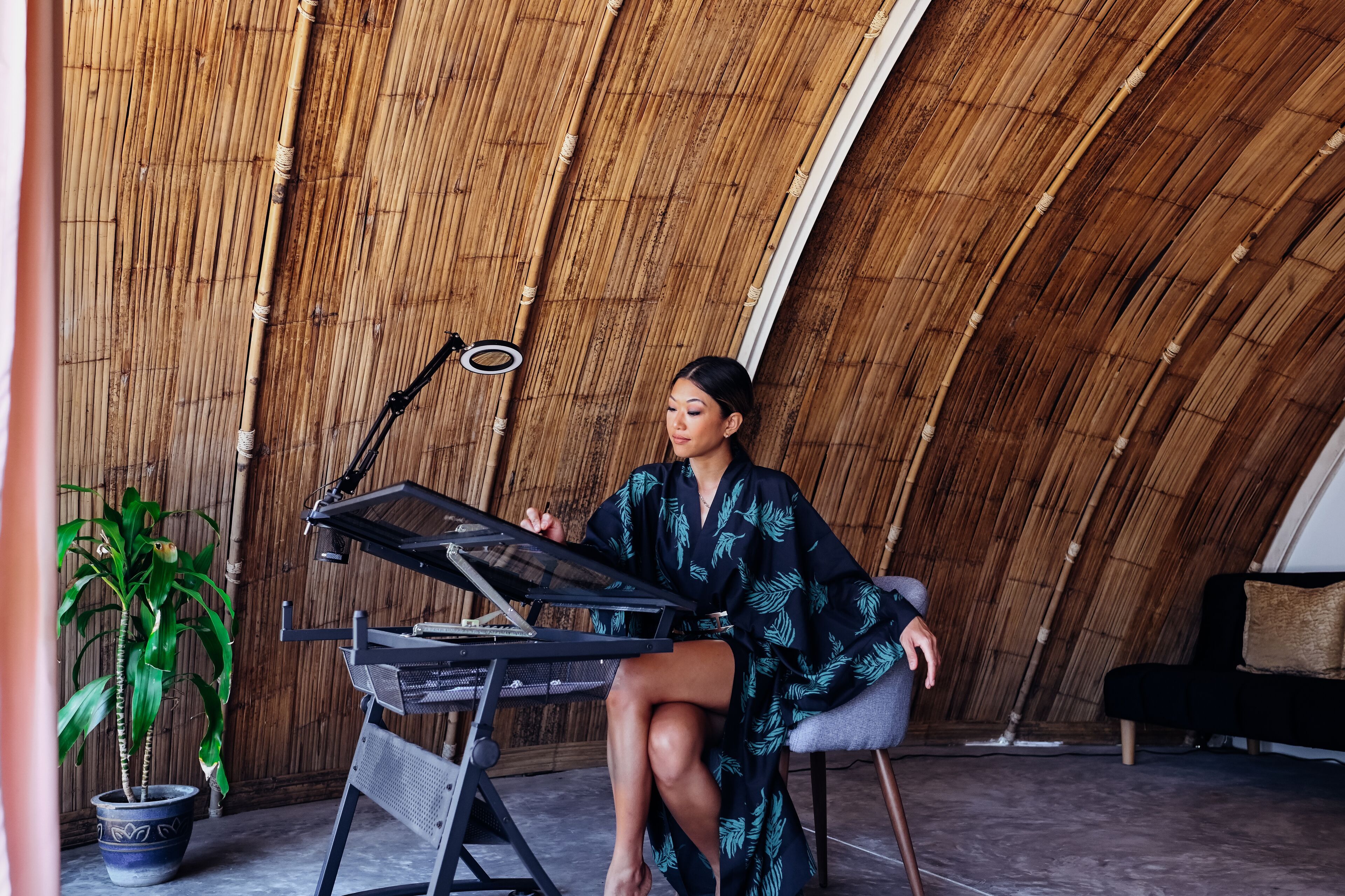 ซิกเนเจอร์บังกะโล | เครื่องนอนป้องกันสารก่อภูมิแพ้, มินิบาร์, ตู้นิรภัยในห้องพัก