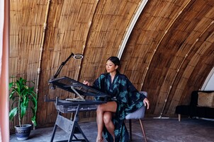 Signature Bungalow | Hypo-allergenic bedding, minibar, in-room safe, individually decorated