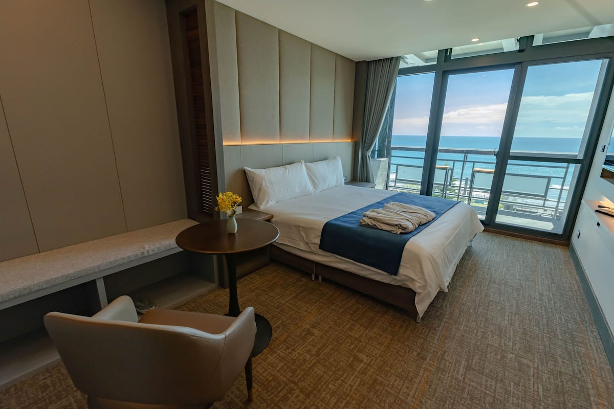 Habitación estándar | 1 dormitorio, cortinas opacas, wifi gratis y ropa de cama