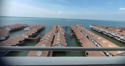 Alpine LXPD Premium Tower Room