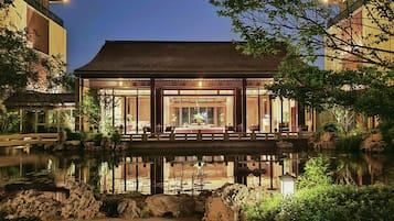 Front of property – evening/night