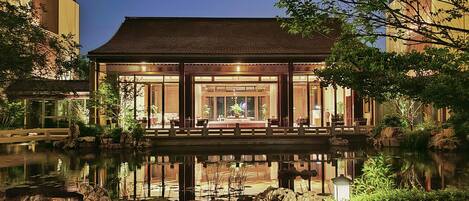 Front of property – evening/night