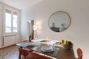 Classic Apartment, 3 Bedrooms, City View | Dining - S.maria Novella Suite (Florence)
