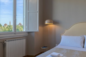 Classic Apartment, 3 Bedrooms, City View | 3 bedrooms, desk, laptop workspace, iron/ironing board - S.maria Novella Suite (Florence)