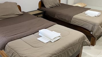 Habitación básica | 1 dormitorio, wifi gratis, ropa de cama