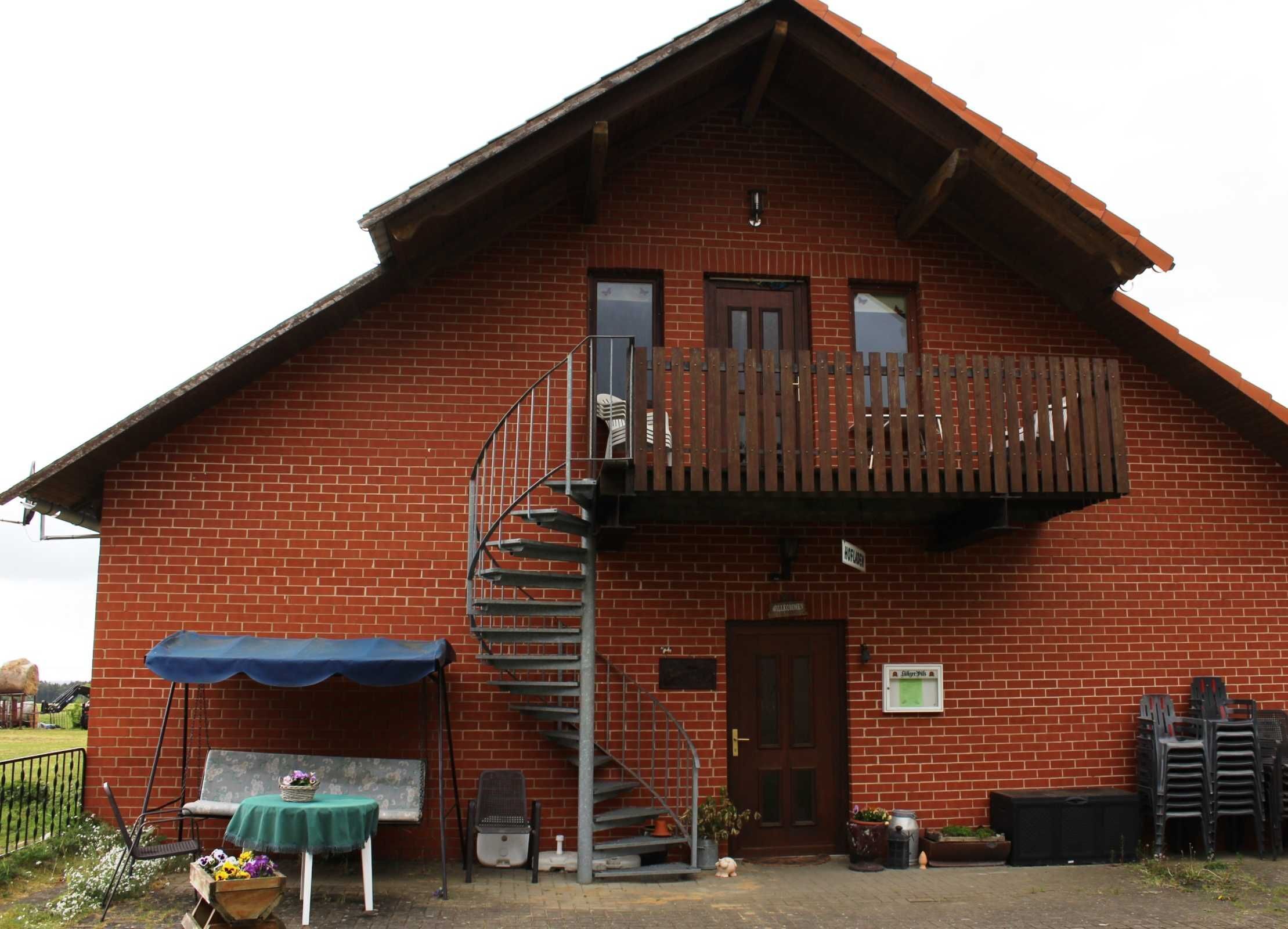 Appartement im OG, Zugang über Wendeltreppe