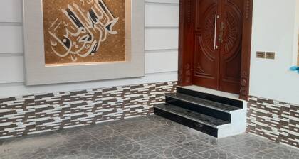 Gujrat Guest House- For couples, families, foreign visitors, and professionals