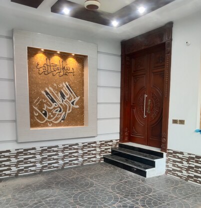 Gujrat Guest House- For couples, families, foreign visitors, and professionals