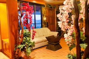 Roof Top Sea View Penthouse Jacuzzi | Minibar, in-room safe, desk, laptop workspace - Diva Patong Hotel (Patong)