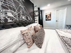 3 bedrooms, desk, iron/ironing board, free WiFi