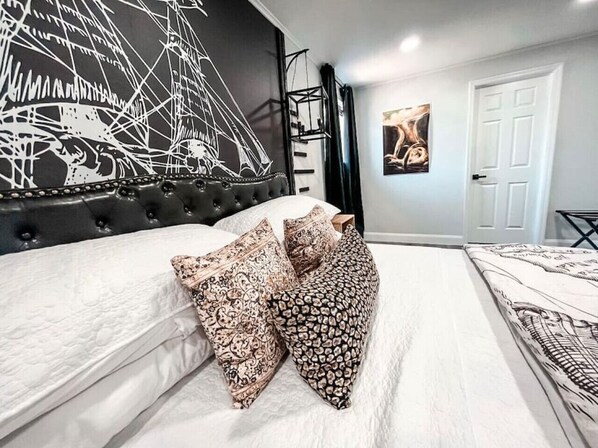 3 bedrooms, desk, iron/ironing board, free WiFi