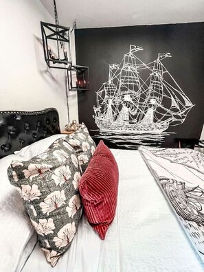 3 bedrooms, desk, iron/ironing board, free WiFi