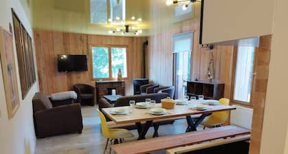 La Marmotte Rénovation de Standing Située en Sortie de Village, Vers Les Angles