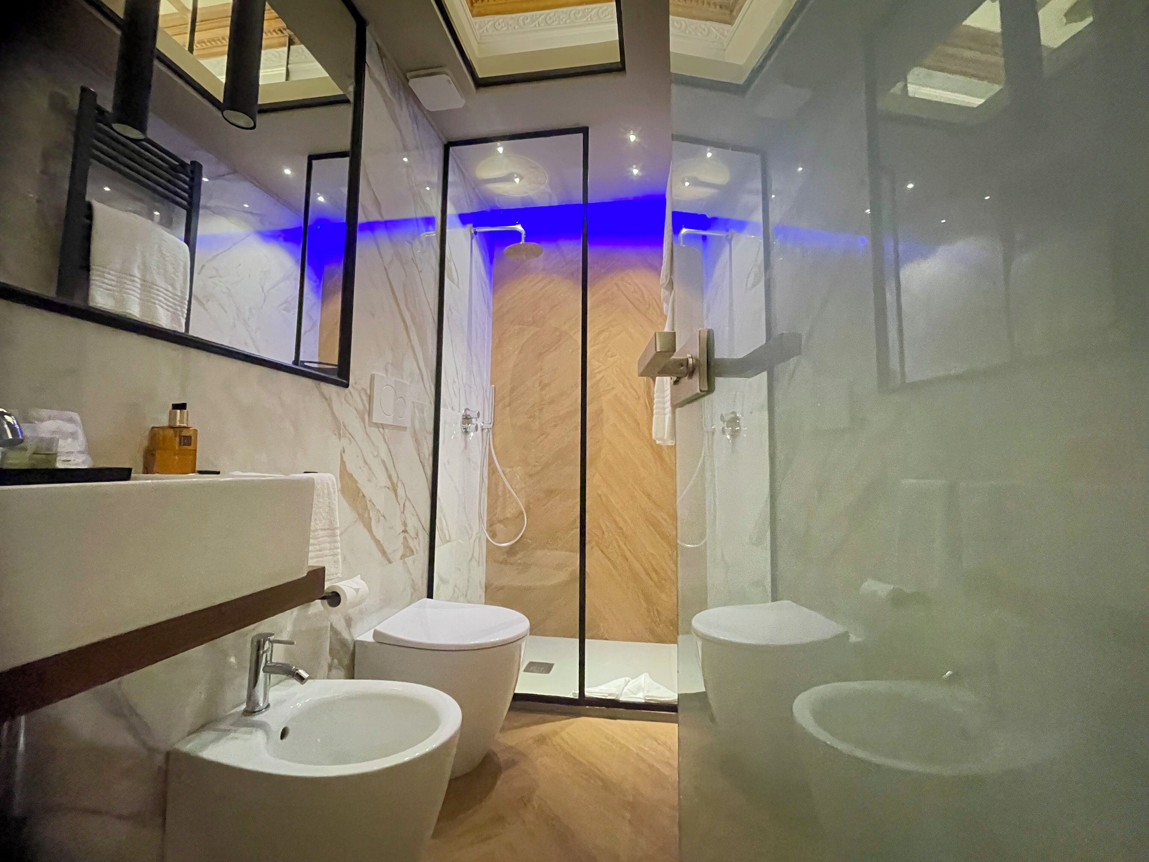 Photo - Z-ArchSuites Urbs