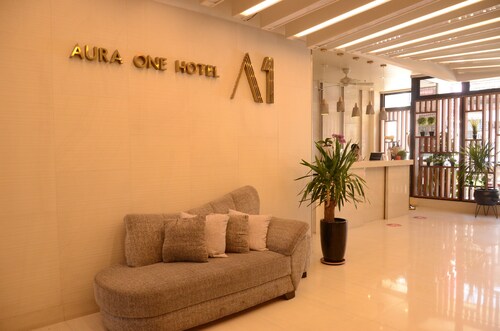 Aura One Hotel