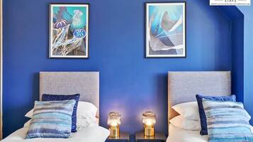 Apartment | 3 bedrooms, desk