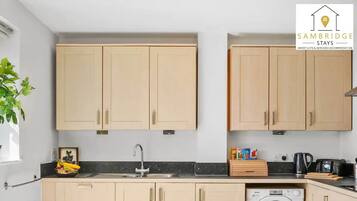 Apartment | Private kitchen | Fridge, microwave, oven, stovetop