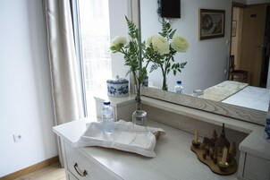 Quarto casal ou duplo | Quartos à prova de som, Wi-Fi de cortesia