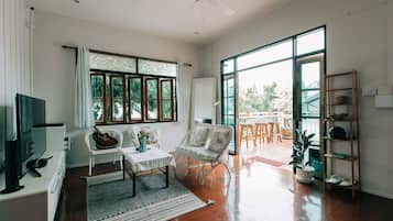 32-inch Smart TV with digital channels