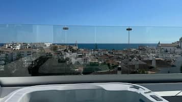 Panorama-Zimmer, Meerblick | Eigener Whirlpool