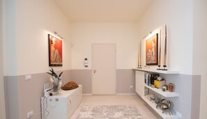 奢華別墅 | 客廳 | 50 吋平面電視連數碼電視頻道