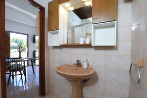 House, 1 Bedroom, Smoking, Balcony | Bathroom - Small Stone House in a Quiet Place Island Solta (Solta)
