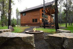 Property grounds - *Newly Built* | Sleeps 12 | Close to Yellowstone (Island Park)