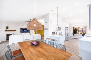 Interior - Luxurious Scottsdale Home|Heated Swimming Pool+BBQ (Scottsdale)