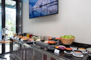 Daily buffet breakfast for a fee - iCheck inn Sky Beach Ao Nang Krabi (Krabi)