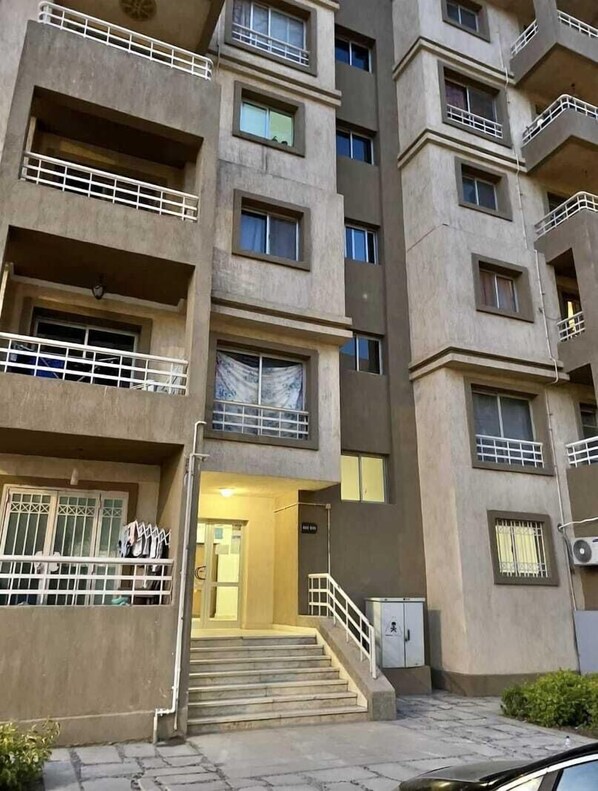 Exterior - Unique Hotel Apt In Madinaty b6.69.5.4 (New Cairo)