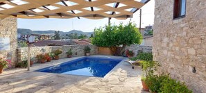 Outdoor pool - Skarinou Village Poolside Escape Studio (Skarinou)