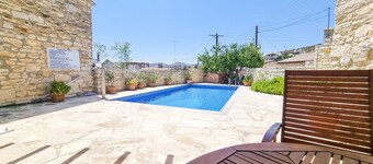 Skarinou Village Poolside Escape Studio