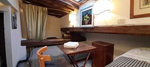 1 Schlafzimmer, Bügeleisen/Bügelbrett, WLAN