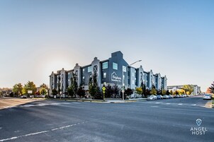 Fachada de la propiedad