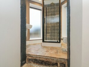 Cottage | Bathroom | Shower - Lord William (Preston)