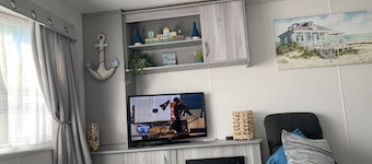 Immaculate 2-bed Caravan in Clacton-on-sea